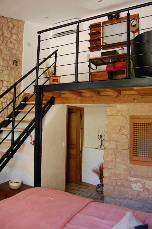La Bucolique, Chambres Et Jardin D'Hotes Sabran Εξωτερικό φωτογραφία