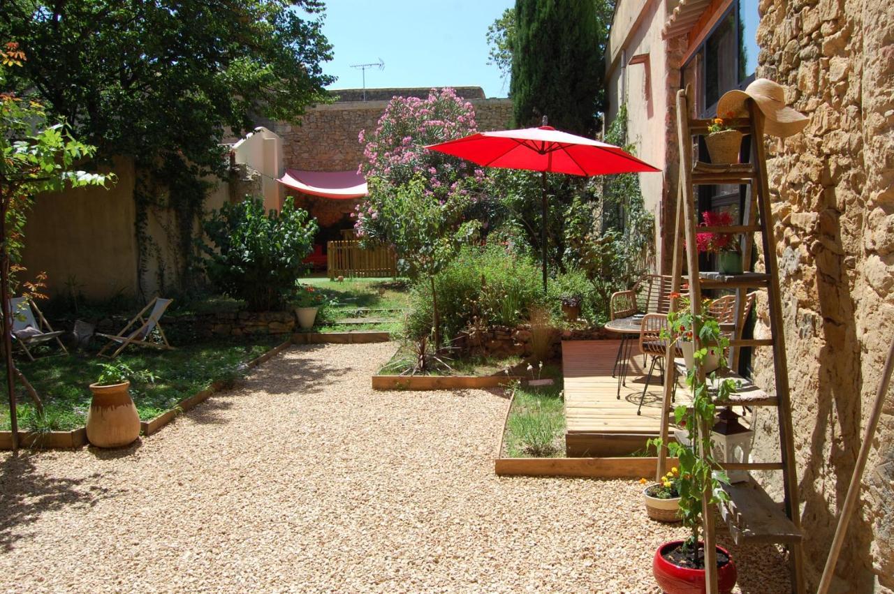 La Bucolique, Chambres Et Jardin D'Hotes Sabran Εξωτερικό φωτογραφία