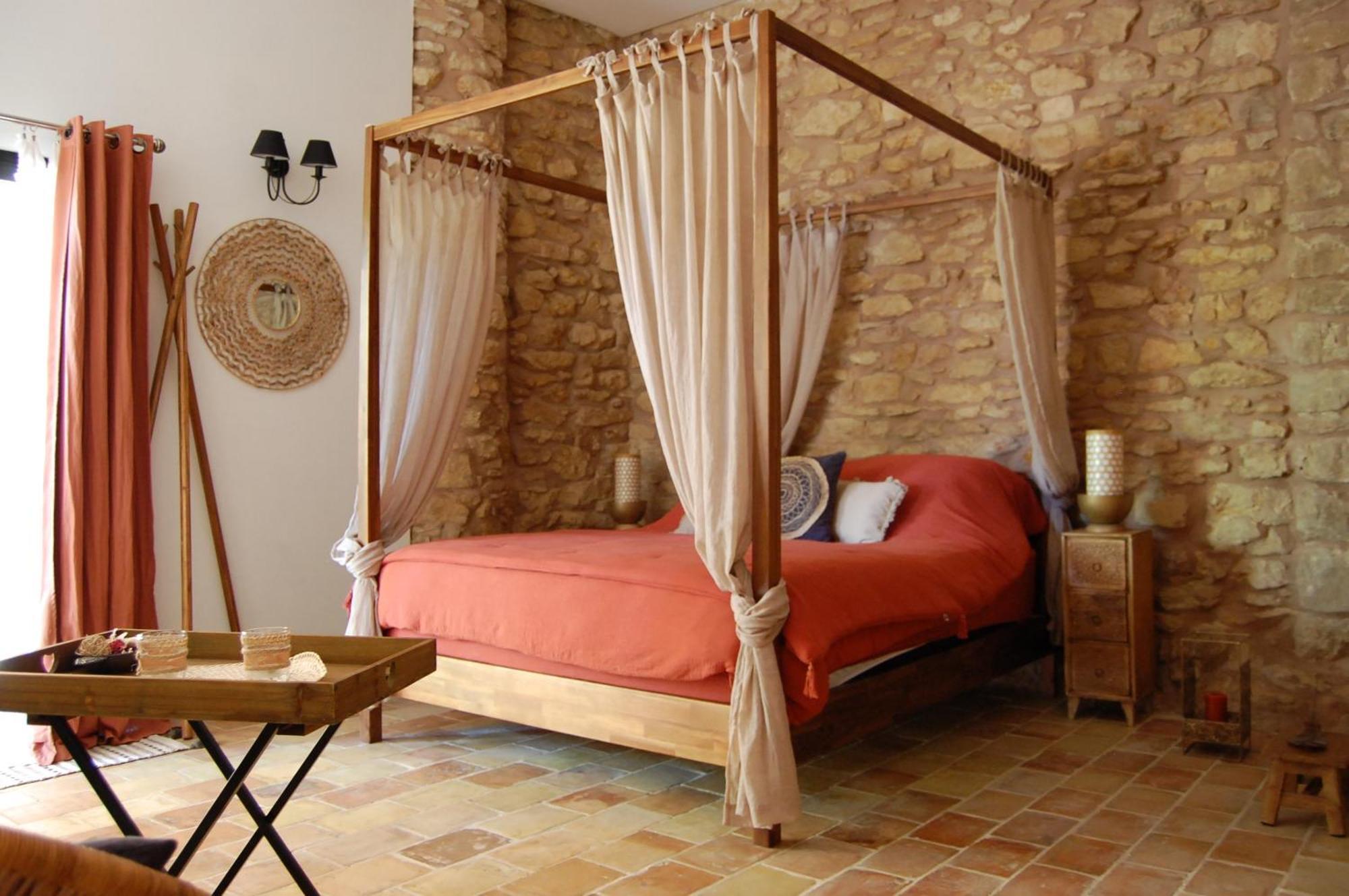 La Bucolique, Chambres Et Jardin D'Hotes Sabran Εξωτερικό φωτογραφία